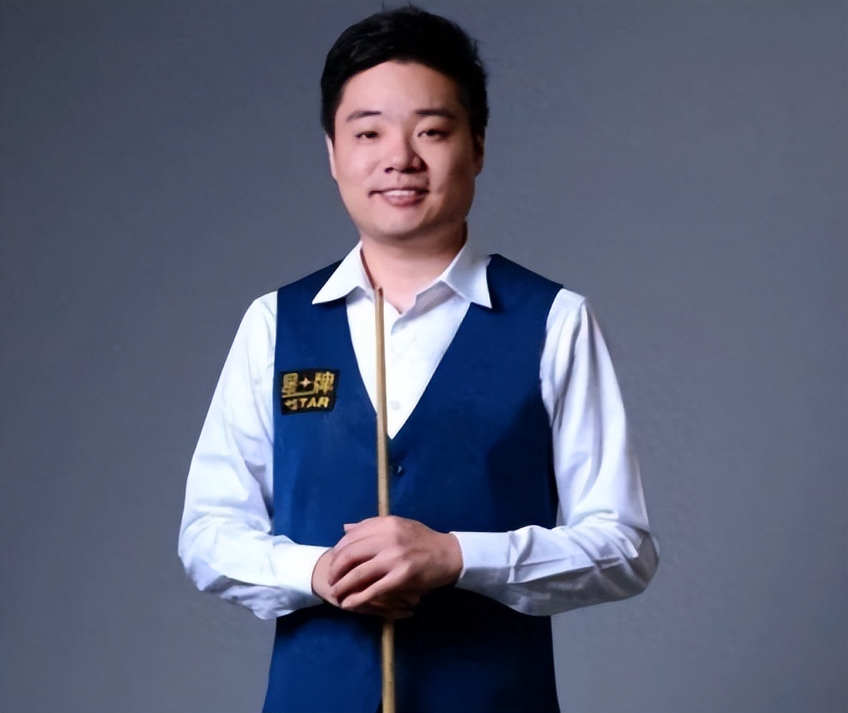 A赛场上 A赛场上