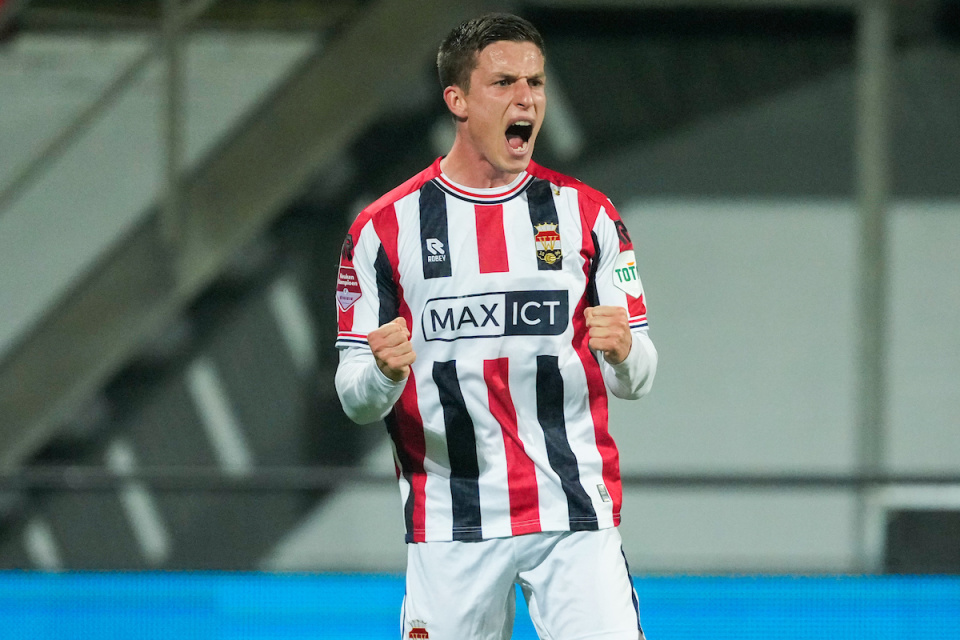 球赛事的高 球赛事的高